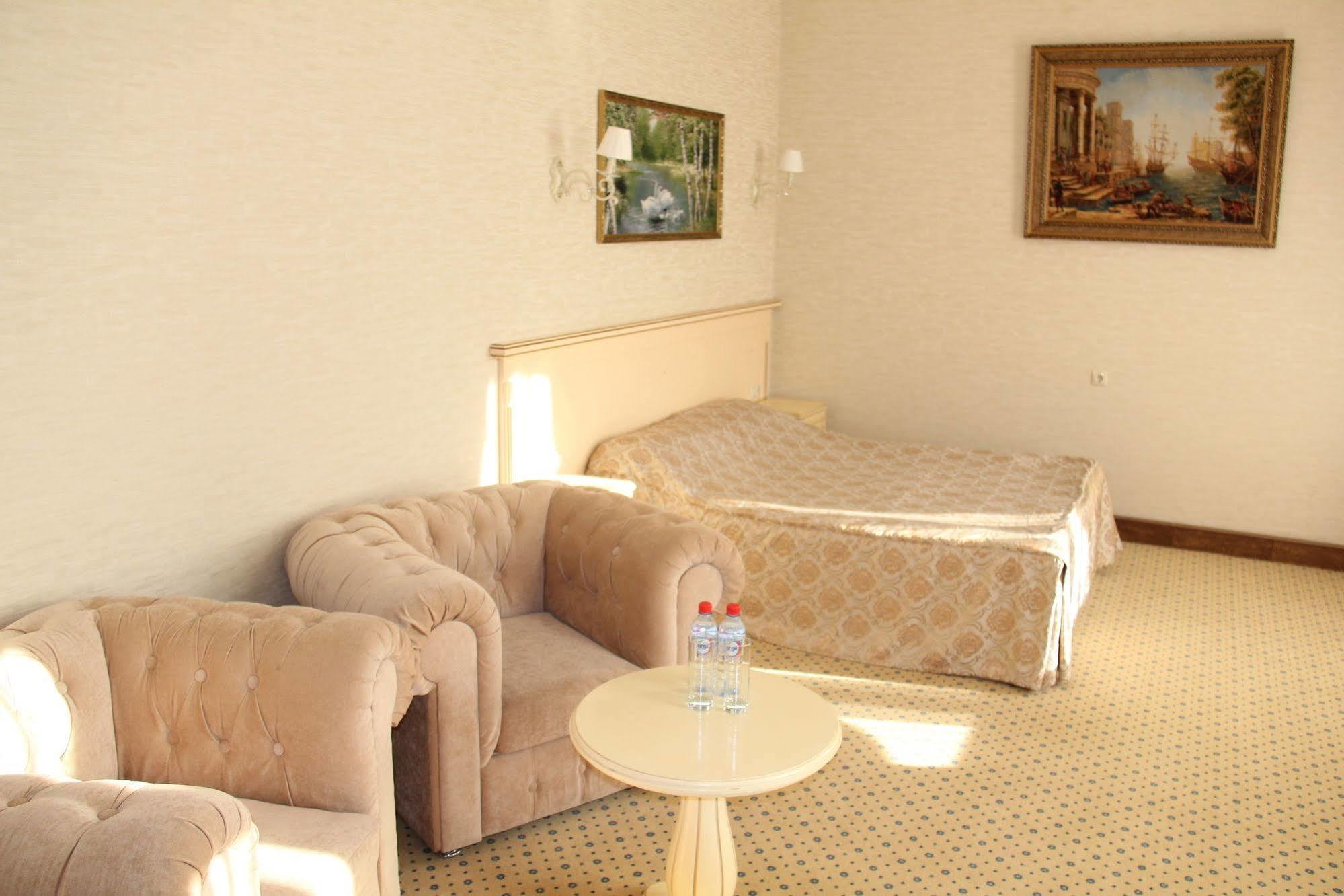 RESIDENT HOTEL КРАСНОДАР 4* (Россия) - от 6272 RUB | NOCHI